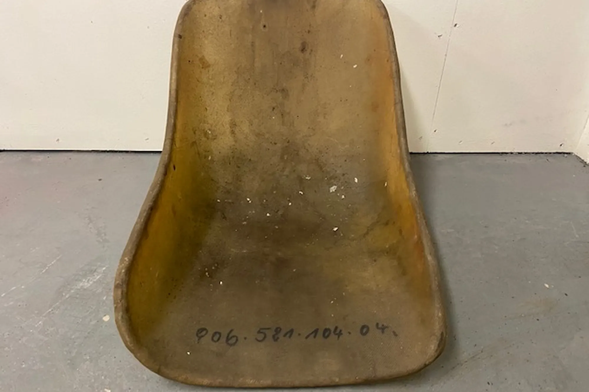 Original Porsche 906 Seat